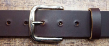 Gürtelschnalle silberfarben 40mm am Gürtel