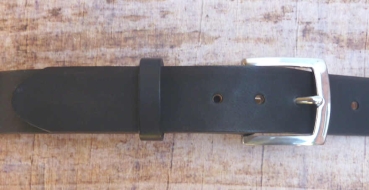 Hochwertiger, robuster Rindsledergürtel schwarz mit Edelstahlschnalle