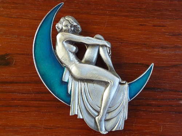 Buckle Fantasie Frau im Mond