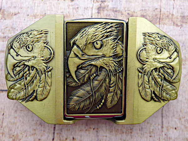Buckle Gürtelschnalle Adler mit Feuerzeug