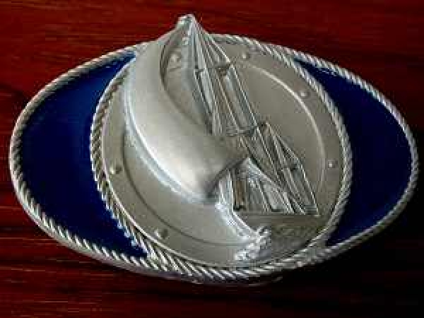 Buckle Segelboot