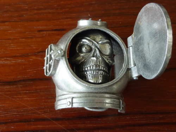 Buckle/Schliesse Taucherglocke-geöffnet