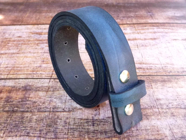 Ledergürtel ohne Schnalle  Büffelleder Wechselgürtel blau-marmoriert 33 mm - aufgerollt
