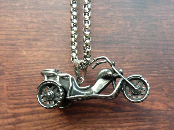 Halskette Edelstahl 60cm mit Anhänger Trike Motorrad