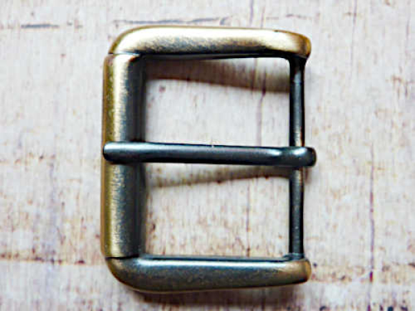 Gürtelschnalle messingfarben 40mm