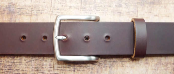 Gürtelschnalle/Schliesse silberfarben 40mm am Gürtel
