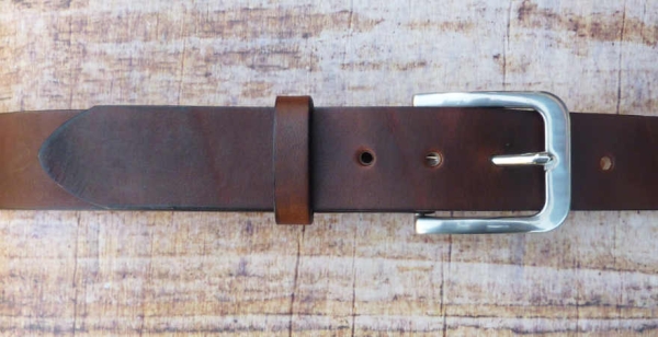 Hochwertiger, robuster Rindsledergürtel braun mit Edelstahlschnalle